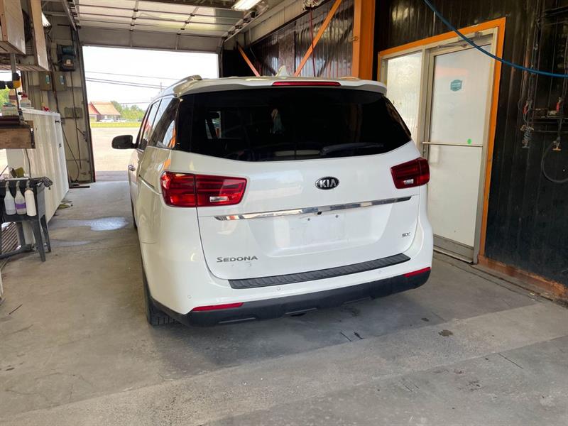 kia Sedona 2020 - 6
