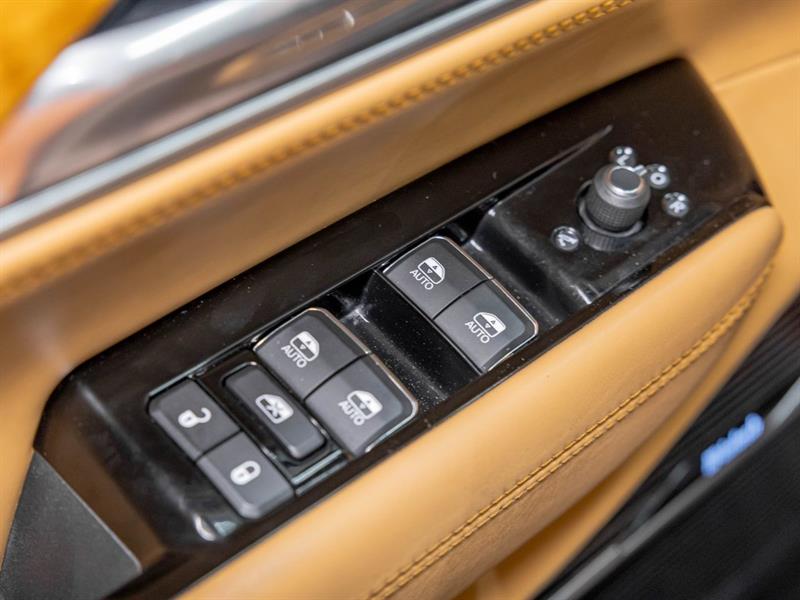 jeep Grand Wagoneer 2022 - 28