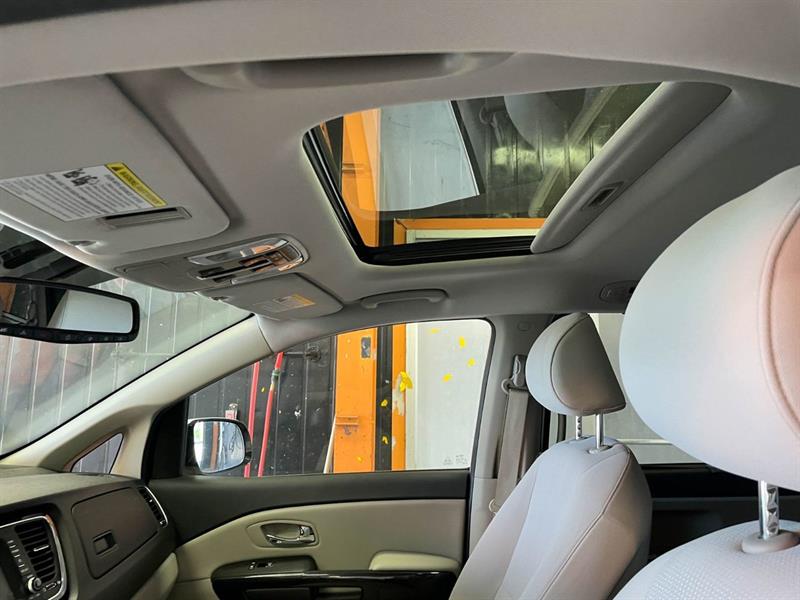 kia Sedona 2020 - 3