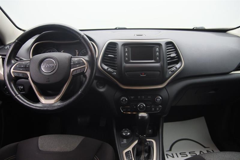 jeep Cherokee 2015 - 10