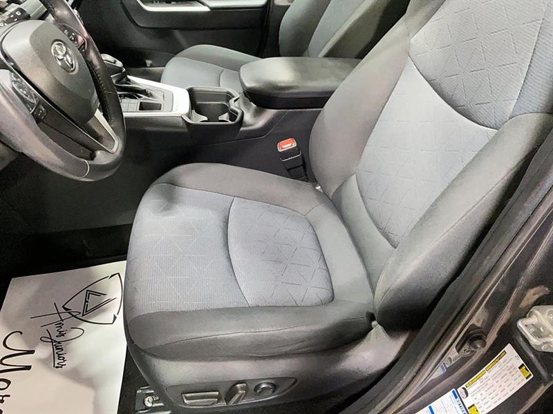 toyota RAV4 2019 - 11