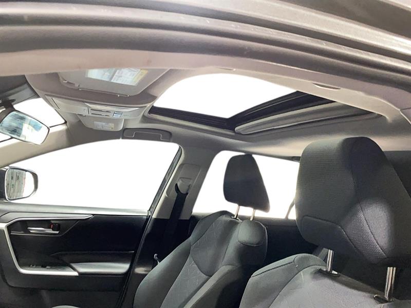 toyota RAV4 2019 - 12