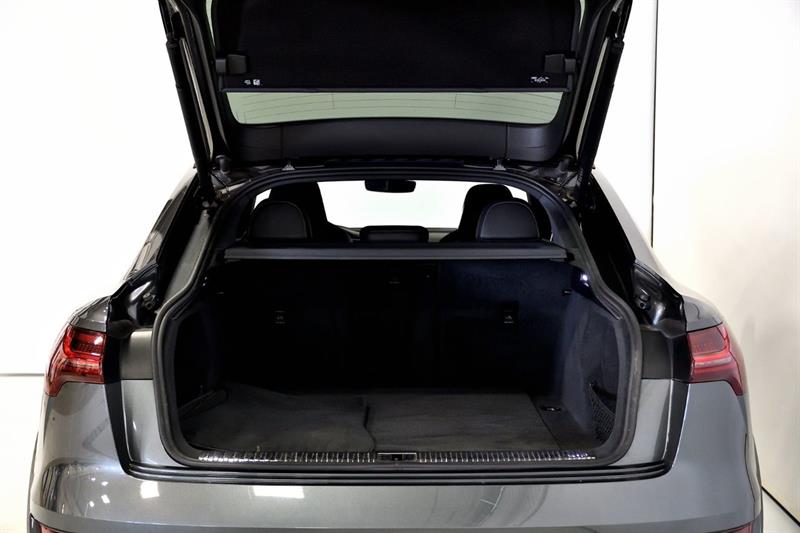 audi e-tron S Sportback 2022 - 9