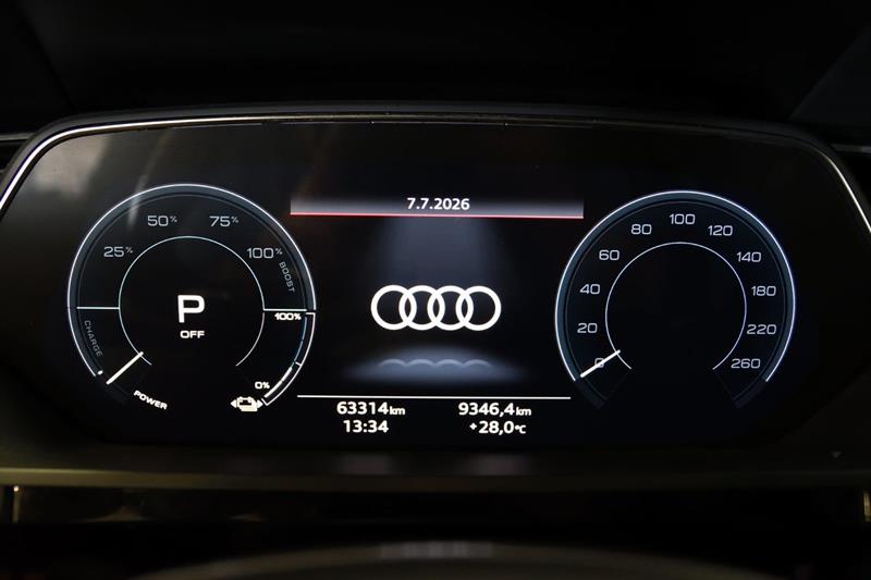 audi e-tron S Sportback 2022 - 18
