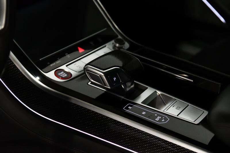 audi S8 2021 - 12