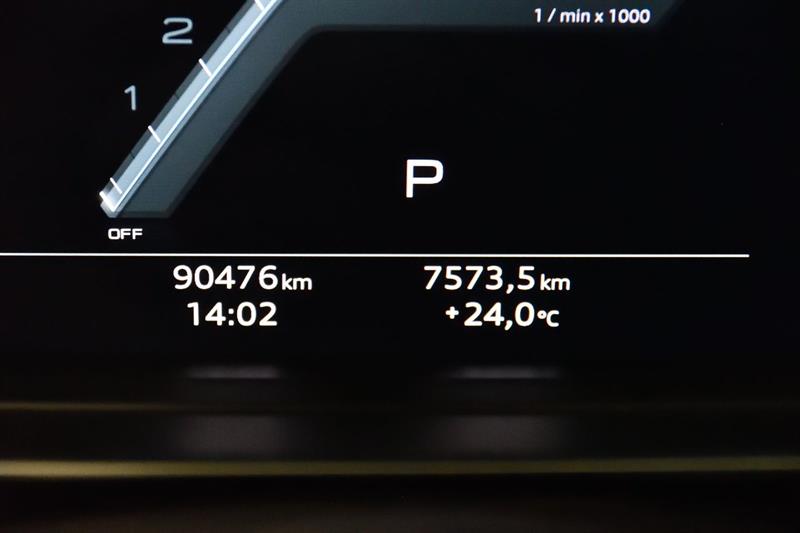 audi S8 2021 - 19