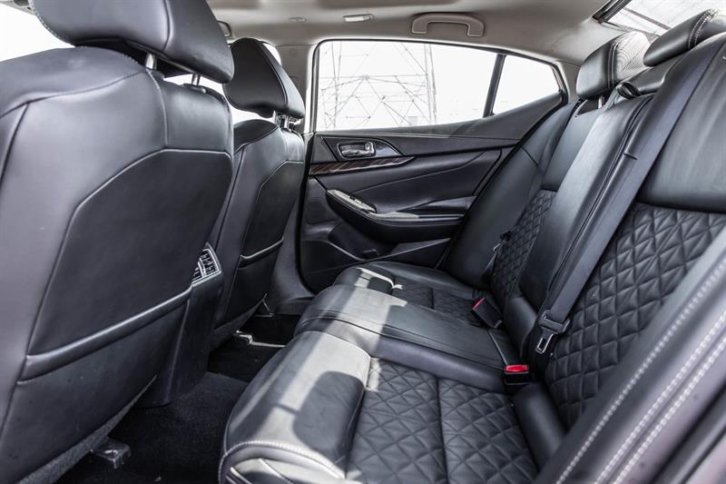 nissan Maxima 2017 - 34