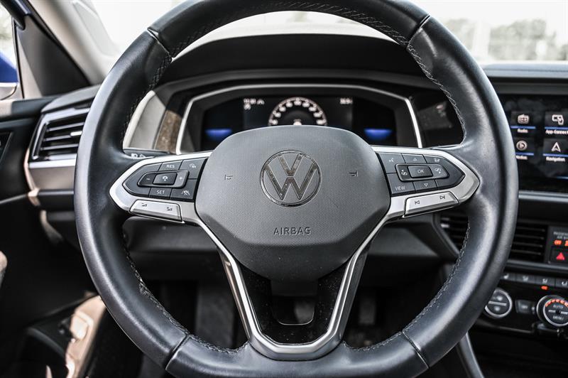 volkswagen Jetta 2022 - 16