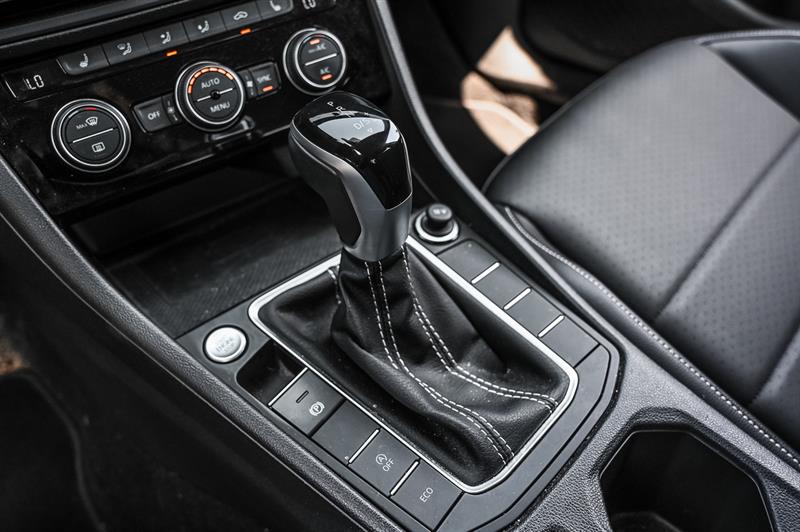 volkswagen Jetta 2022 - 18