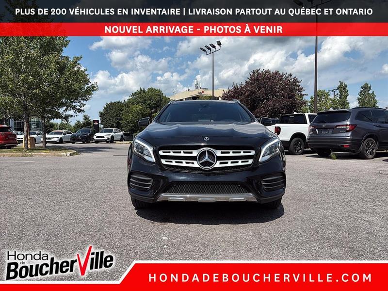 mercedes-benz GLA 2019 - 13