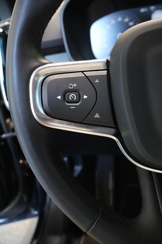 volvo XC40 2022 - 17