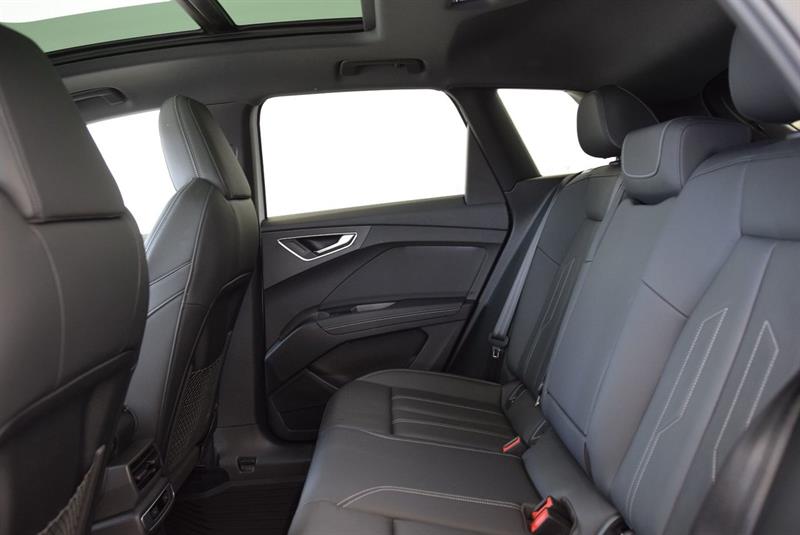 audi Q4 e-tron 2023 - 22