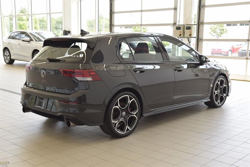 volkswagen Golf GTI 2025 - 12