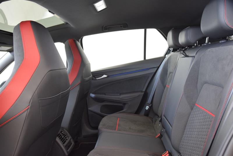 volkswagen Golf GTI 2025 - 18