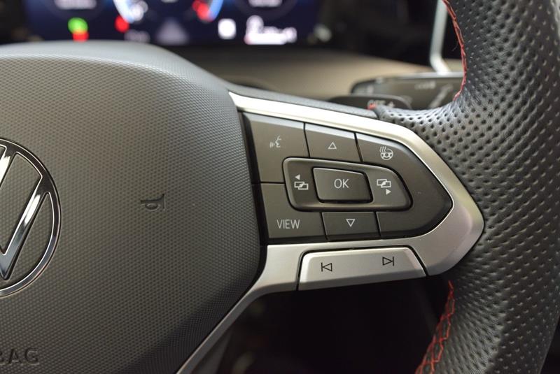 volkswagen Golf GTI 2025 - 22
