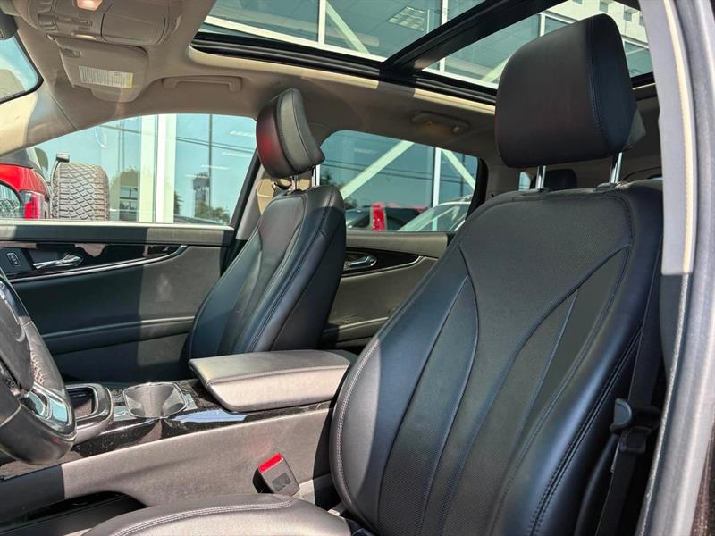 lincoln Nautilus 2022 - 11