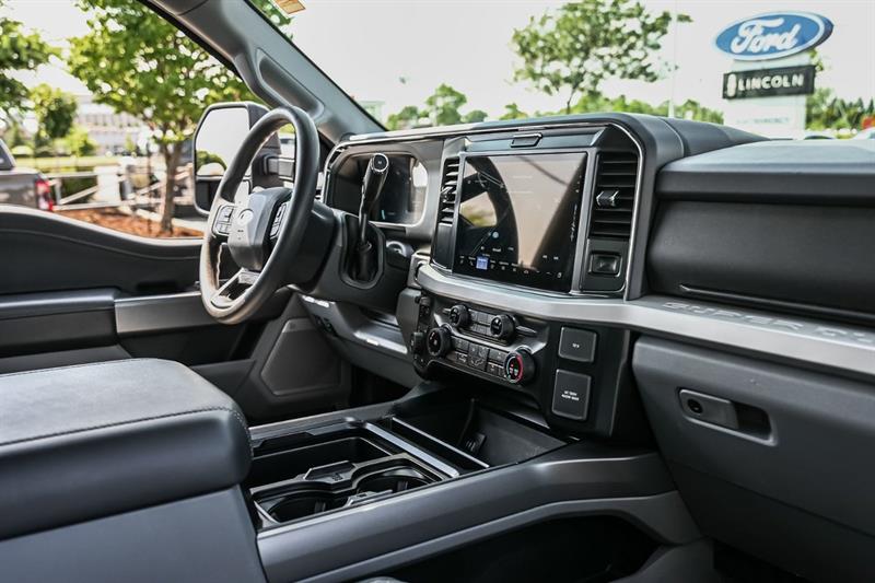 ford Super Duty F-250 SRW 2026 - 40
