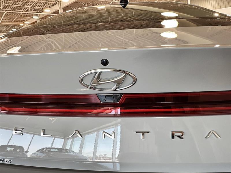 hyundai Elantra hybride 2023 - 13