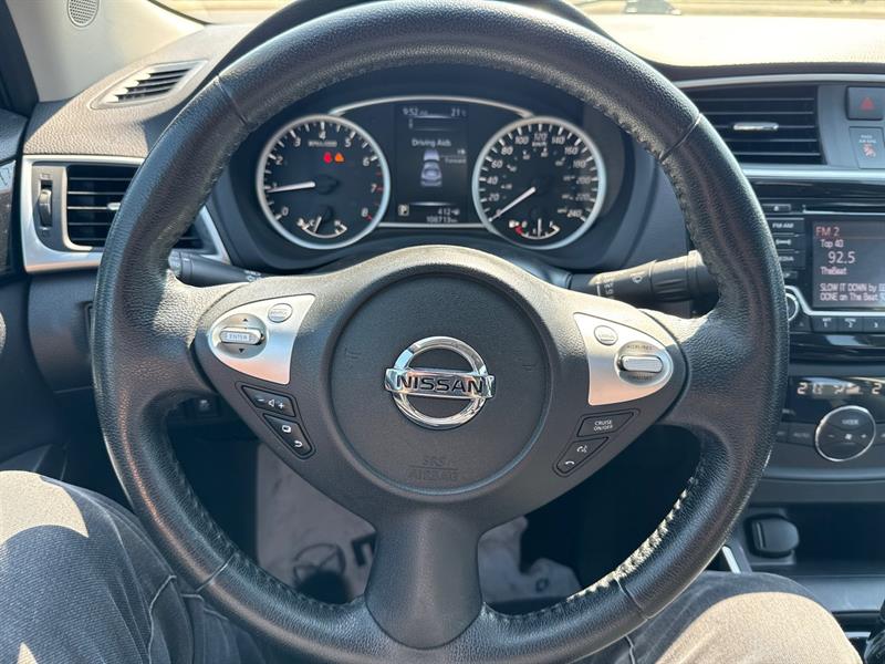 nissan Sentra 2018 - 11