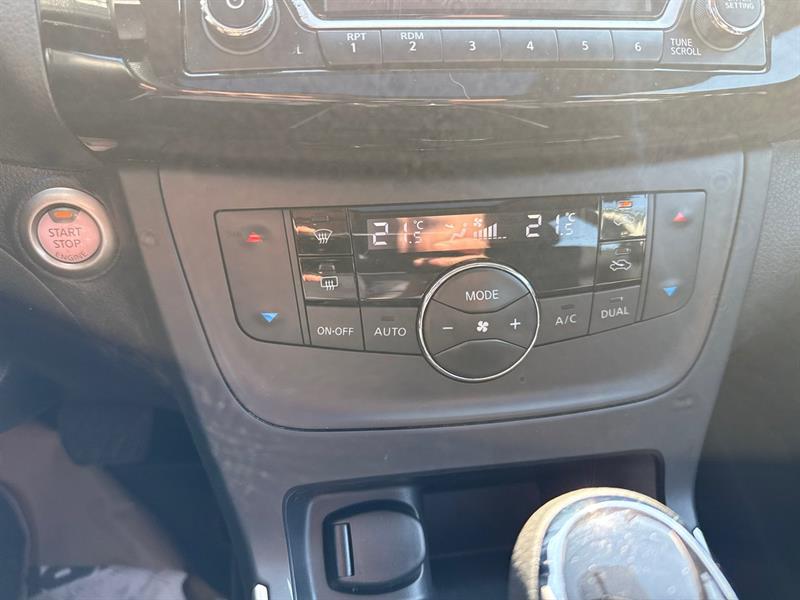 nissan Sentra 2018 - 25