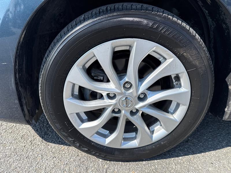 nissan Sentra 2018 - 32