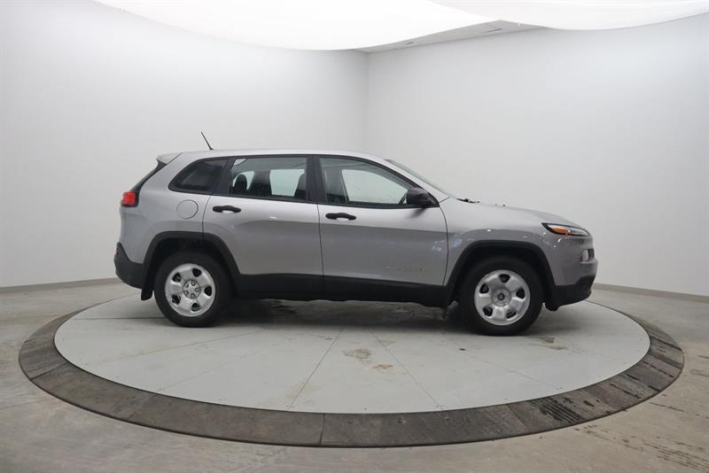 jeep Cherokee 2015 - 3