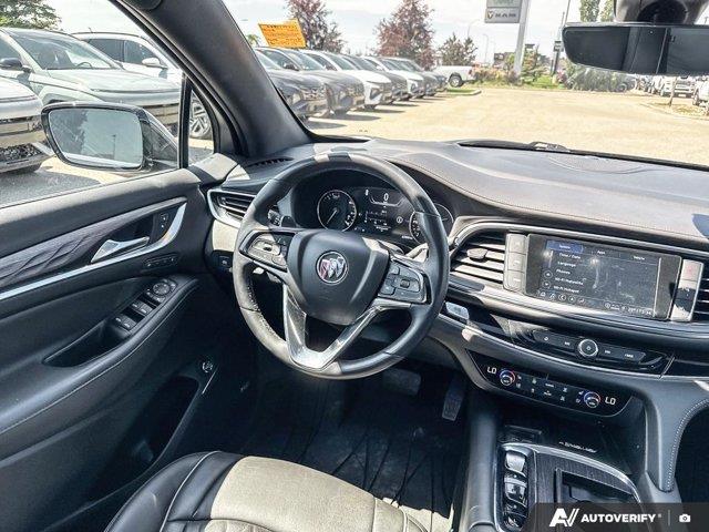 buick Enclave 2023 - 9
