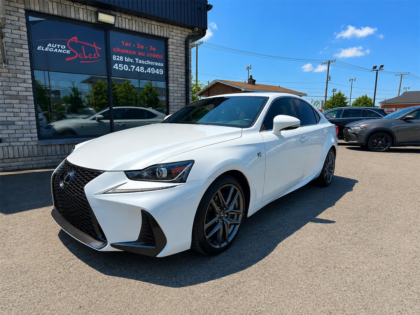 lexus IS 2018 - 10