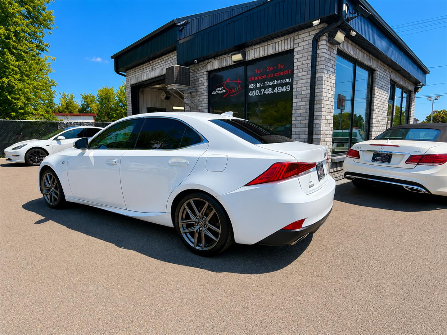 lexus IS 2018 - 12