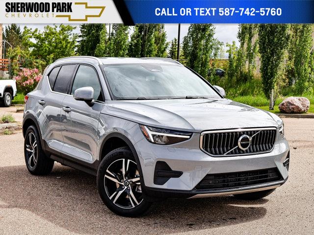 volvo XC40 2025