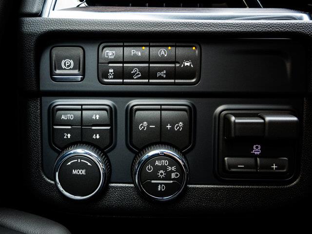 chevrolet Suburban 2026 - 18