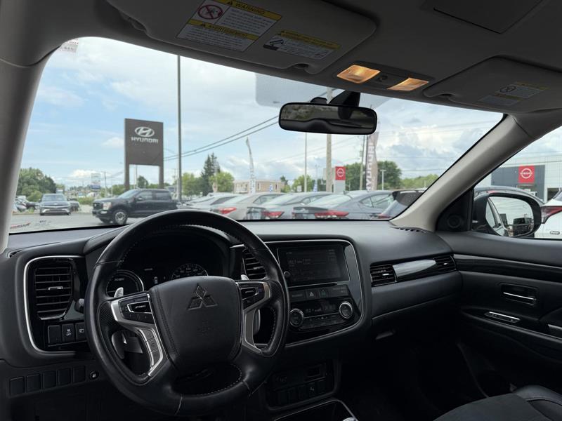 mitsubishi Outlander 2018 - 12
