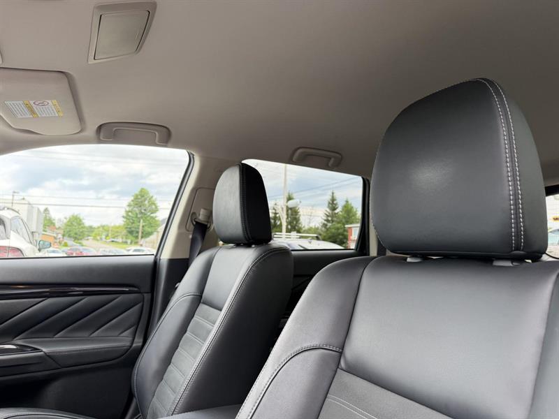 mitsubishi Outlander 2018 - 13