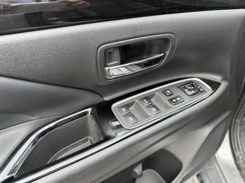 mitsubishi Outlander 2018 - 15