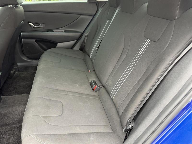 hyundai Elantra 2022 - 19