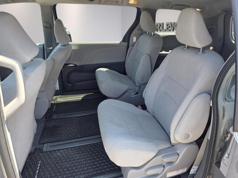 toyota Sienna 2020 - 11