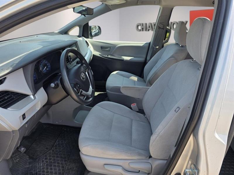 toyota Sienna 2020 - 12
