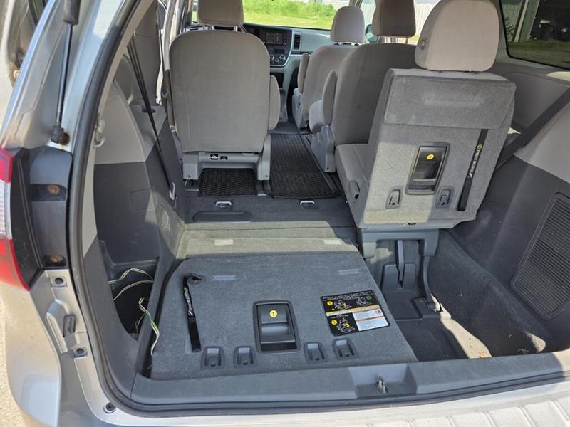 toyota Sienna 2020 - 16