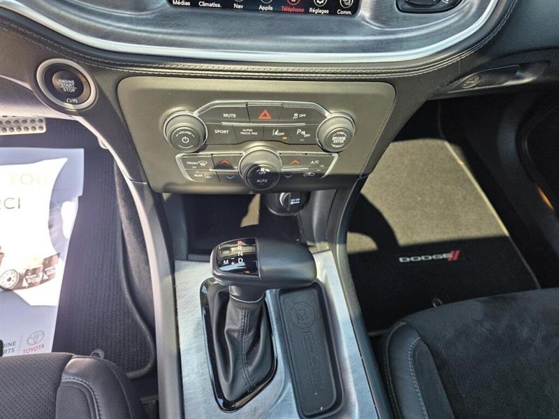 dodge Charger 2022 - 11