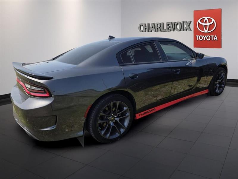 dodge Charger 2022 - 19