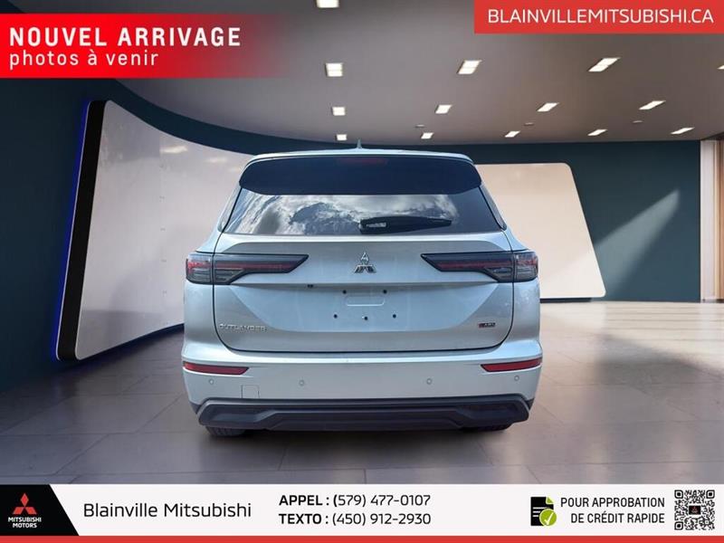 mitsubishi Outlander 2025 - 9