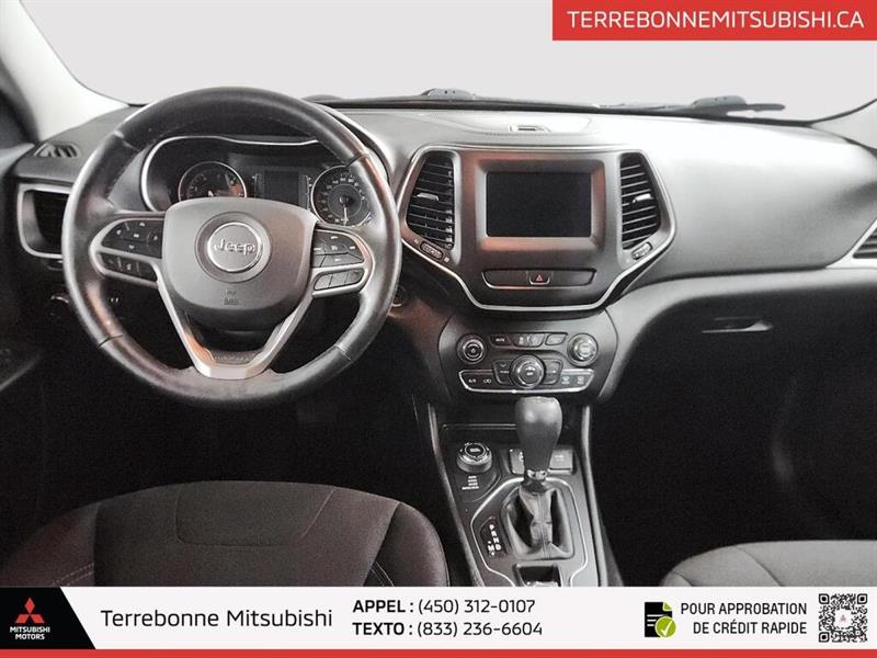 jeep Cherokee 2019 - 11