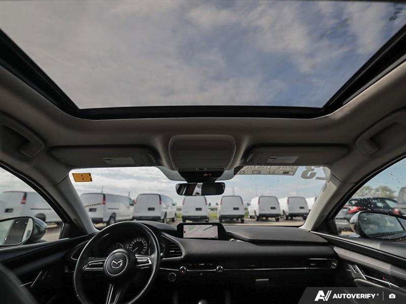 mazda Mazda3 2023 - 28