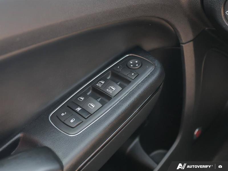 chrysler 300 2015 - 11
