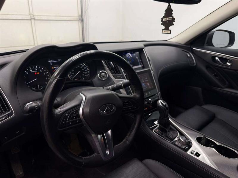 infiniti Q50 2020 - 16