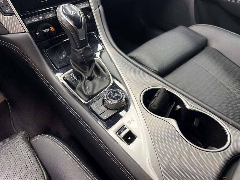 infiniti Q50 2020 - 24