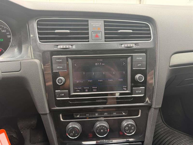 volkswagen Golf 2018 - 22