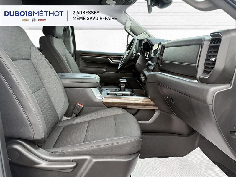 chevrolet Silverado 1500 2025 - 15