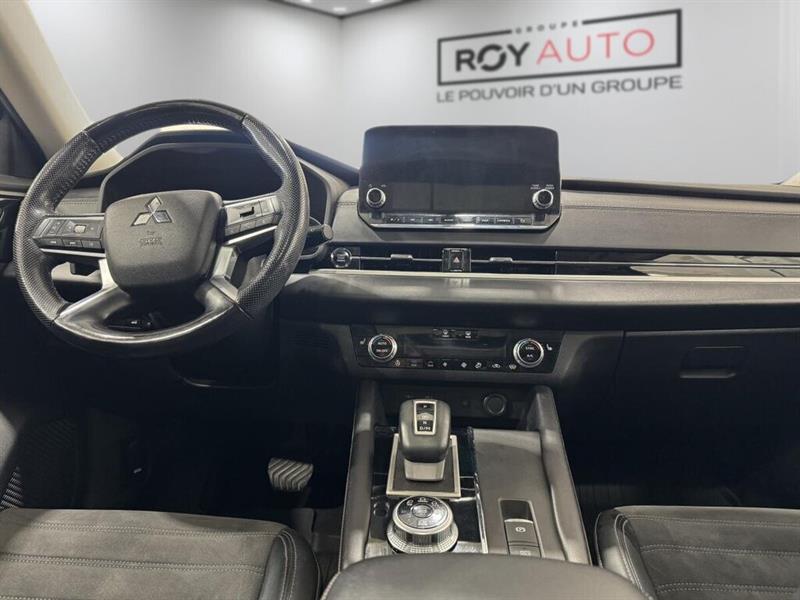 mitsubishi Outlander 2022 - 10