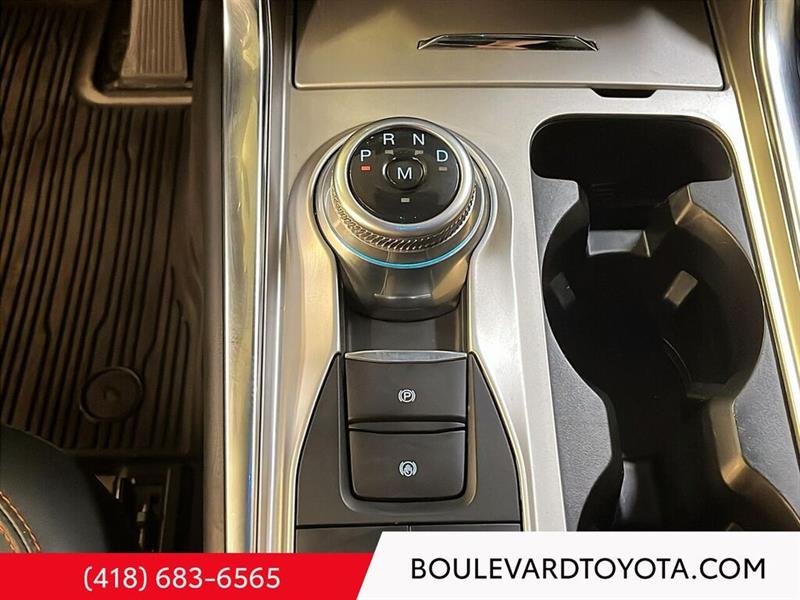 ford Explorer 2022 - 16
